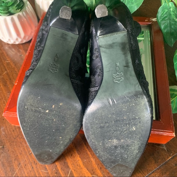 Donald Pliner Couture Embroidered M095 Boots 8 - Picture 11 of 16